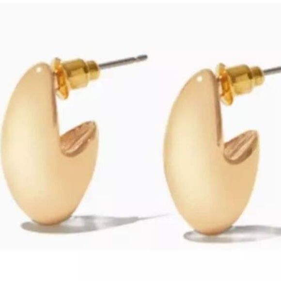 8 Other Reasons 18kt Gold Plated Half Moon Post Back Earrings Set - Picture 4 of 6